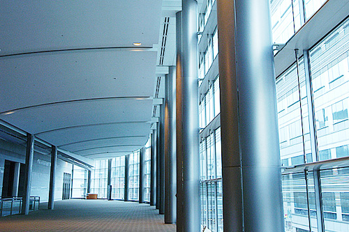 代办营业执照年审大概需要多少钱？营业执照年审时要提供哪些资料？